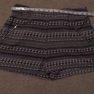 NWOT Denim Licious soft shorts size large